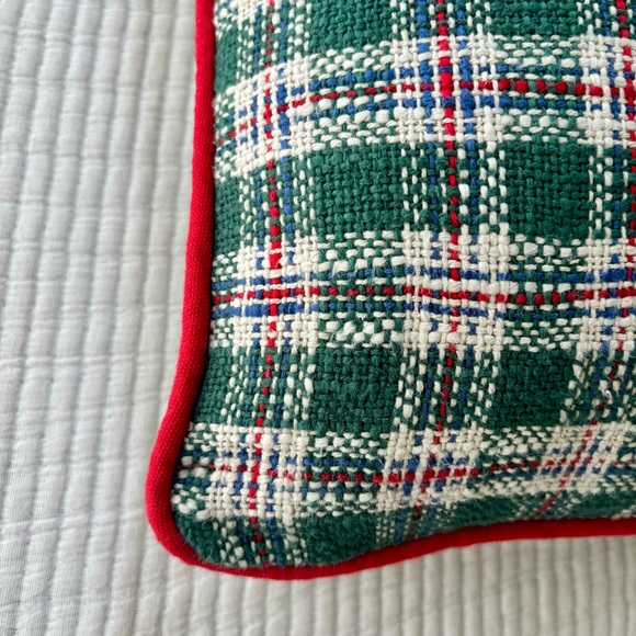 Hearth & Hand with Magnolia Vintage Plaid Lumbar Toss Pillow Green and Red NWT - Picture 4 of 15